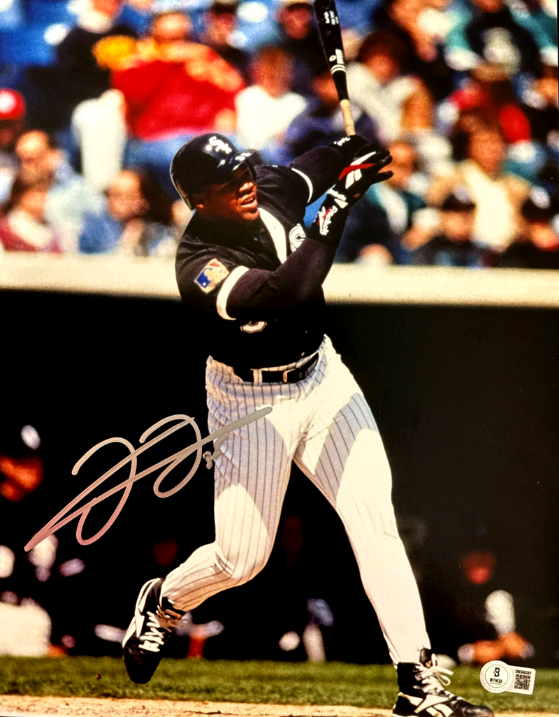 Frank Thomas Signed Chicago White Sox 11x14 Photo Beckett Witness BAS COA