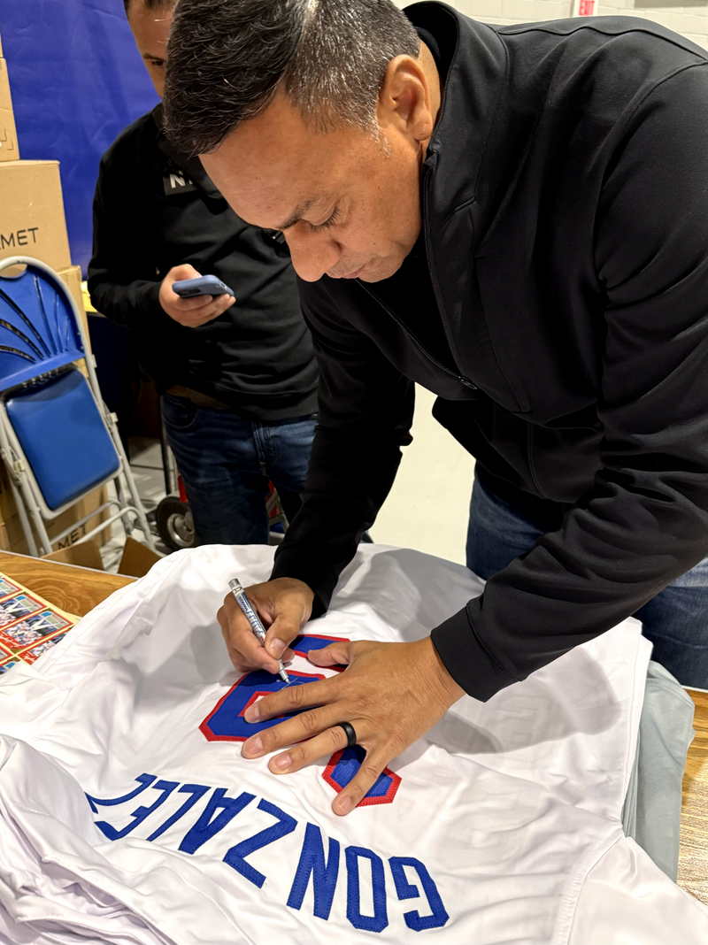 Juan Gonzalez Signed Texas Rangers Custom Jersey Beckett Witness BAS COA