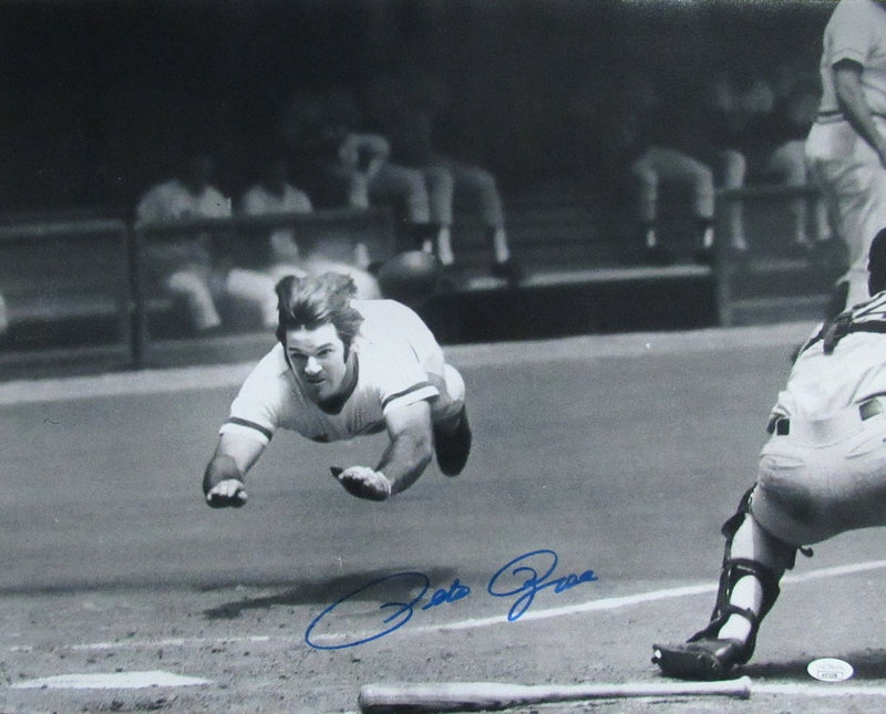 Pete Rose Cincinnati Reds Autographed/Signed 16x20 Photo JSA 189715