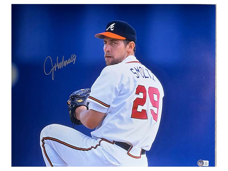 John Smoltz Signed Atlanta Braves 16x20 photo (Beckett)