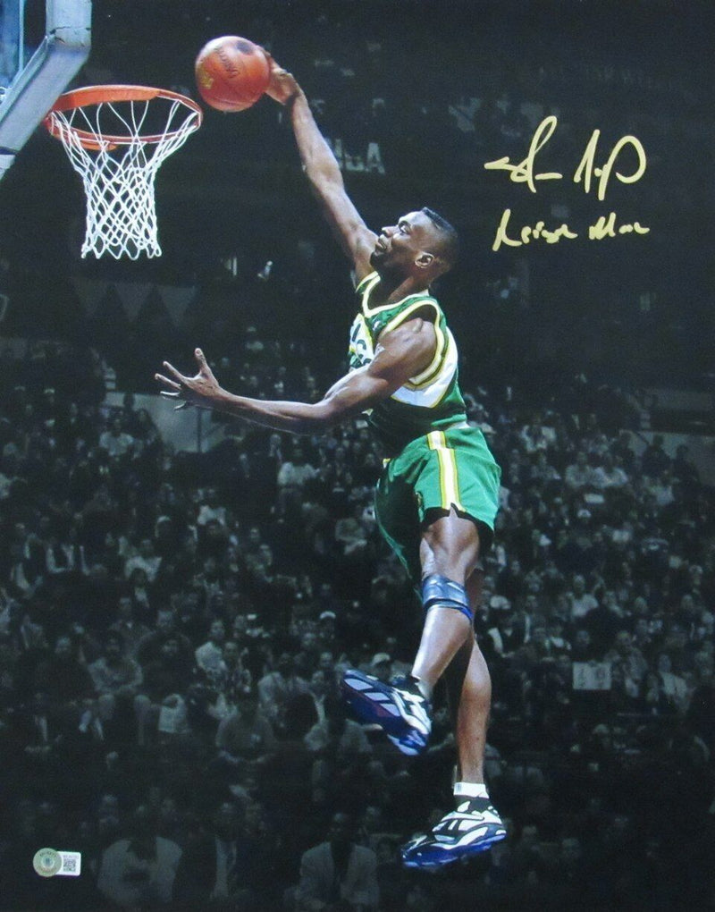 Shawn Kemp Seattle Supersonics Signed/Inscribed 16x20 Photo Beckett 167286
