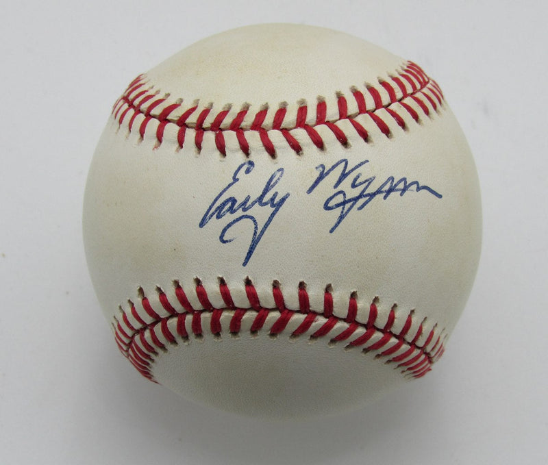 Early Wynn HOF Autographed/Signed OAL Baseball Cleveland Indians PSA/DNA 191639