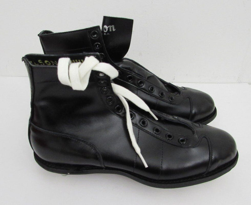 Pair of Vintage Wilson Riteweight Black Football Cleats Size 8  NIB 182900