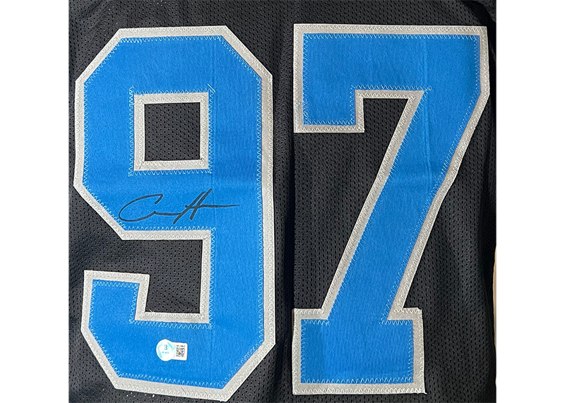 Aidan Hutchinson Signed Custom Black Football Jersey (Beckett)