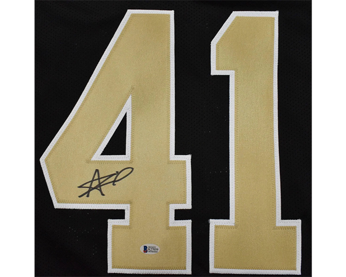 Alvin Kamara Signed Custom Black Football Jersey (Beckett)