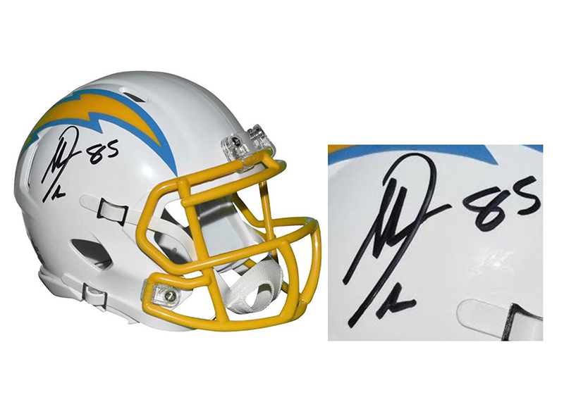 Antonio Gates Signed San Diego Chargers Speed Mini Football Helmet Beckett