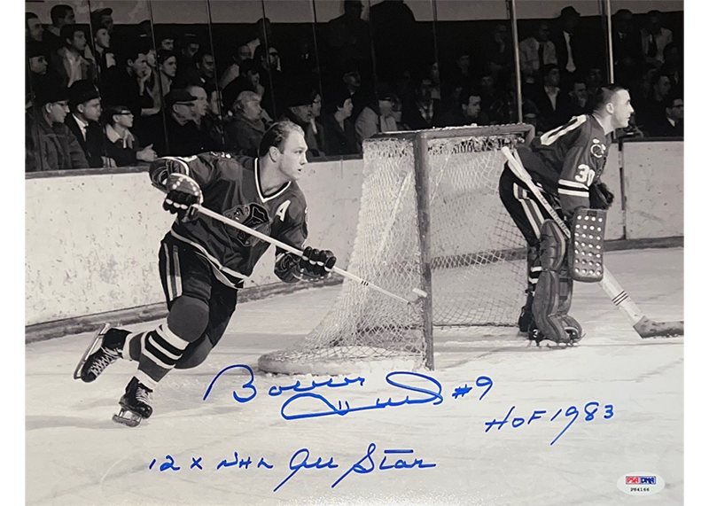 Bobby Hull Signed Chicago Blackhawks 11x14 Photo PSA 2 Inscriptions