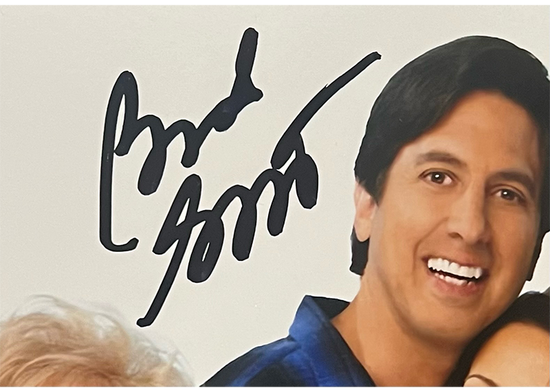 Brad Garrett Signed Everybody Loves Raymond 8x10 Photo JSA