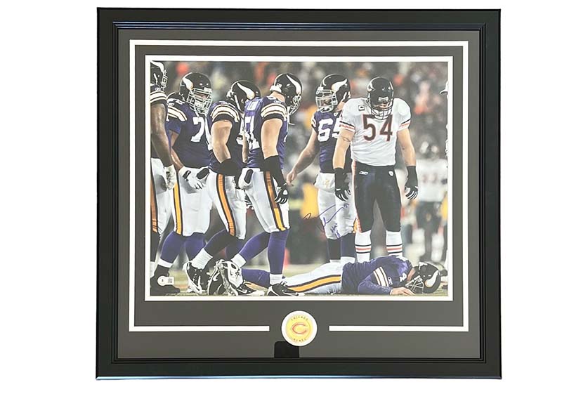 Brian Urlacher Signed Chicago Bears 16x20 Frame Photo HOF 18 insc Beckett