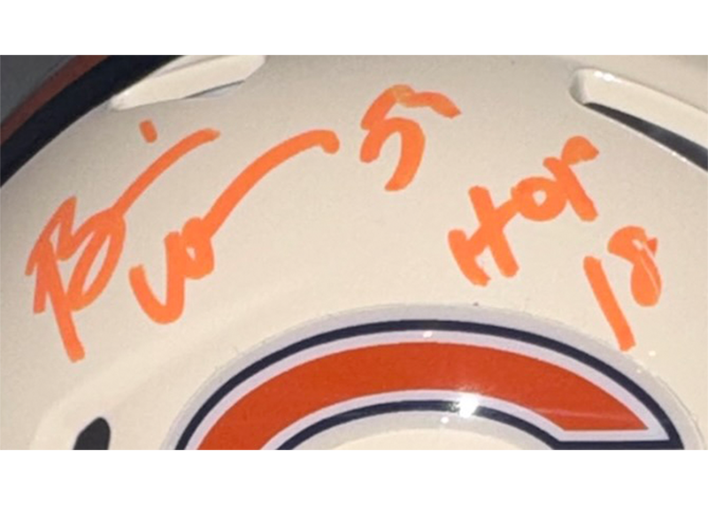 Brian Urlacher Signed Chicago Bears Retro Mini Helmet Beckett HOF Inscription