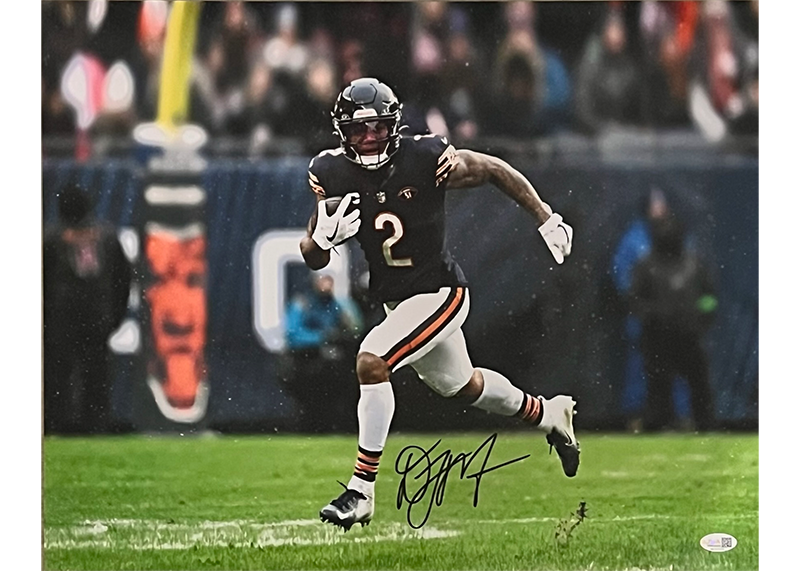DJ Moore Signed Chicago Bears 16x20 Photo JSA