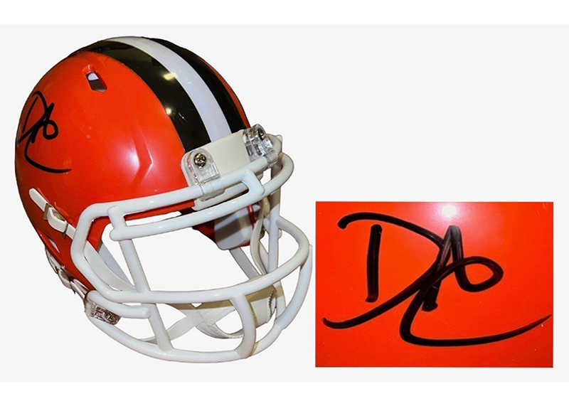 David Njoku Signed Cleveland Browns Mini Helmet JSA