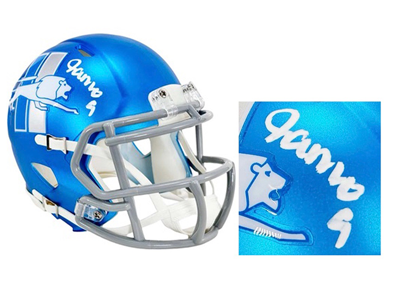 Jameson Williams Signed Detroit Lions Alt 2023 Mini Football Helmet (JSA)