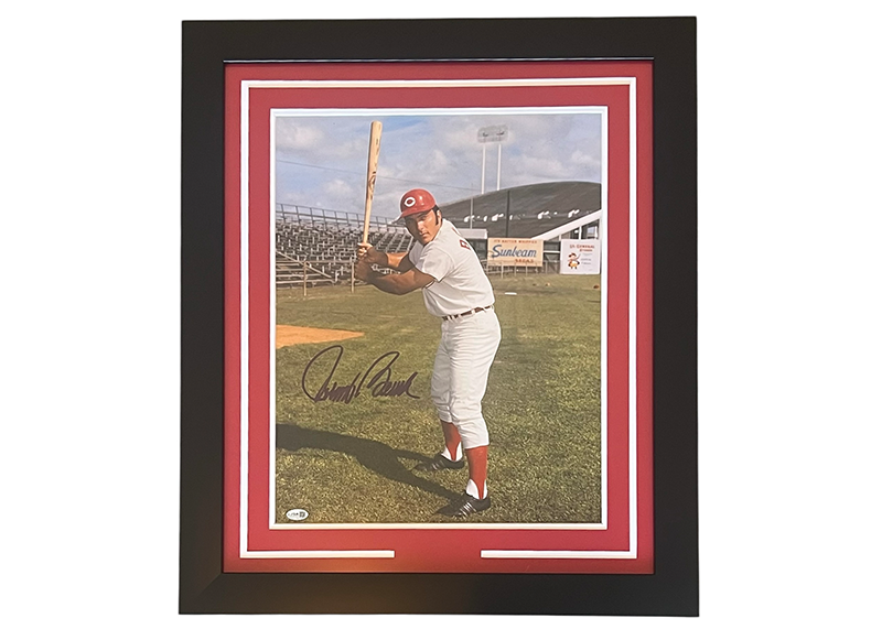 Johnny bench Signed 27x24 Cincinnati Reds Framed Photo JSA