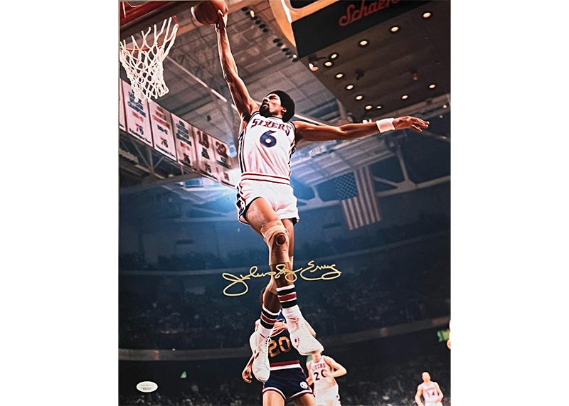 Julius Erving (Dr. J) Signed Philadelphia 76ers 16x20 Photo JSA