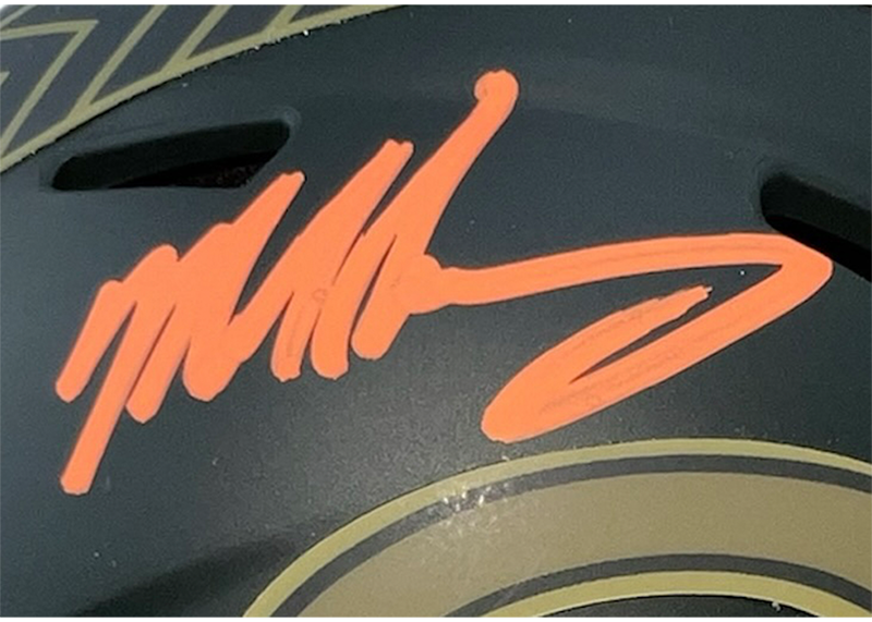 Mike Singletary Signed Chicago Bears Salute To Service Mini Football Helmet Beckett