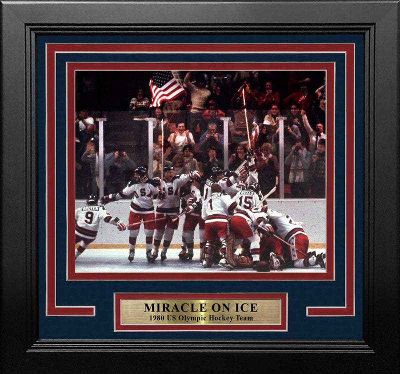 1980 USA Miracle on Ice Olympic Hockey Framed & Matted Photo
