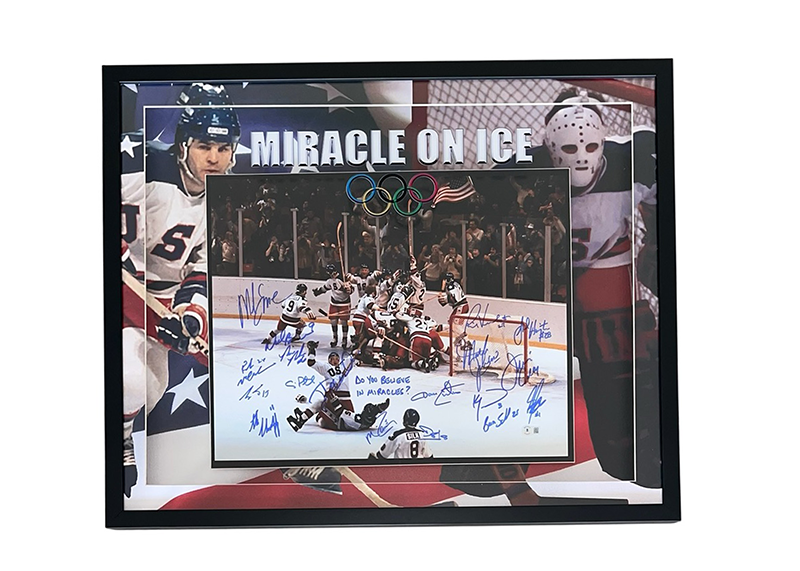 Miracle on Ice 1980 USA Team Signed 16x20 Photo 3D LED Frame Beckett