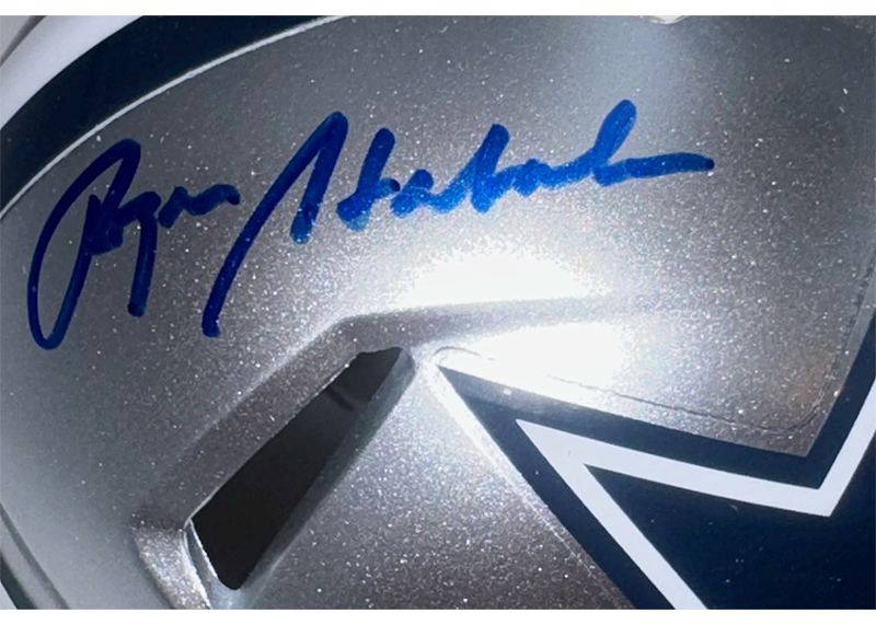 Roger Staubach Signed Dallas Cowboys Speed Mini Helmet Beckett
