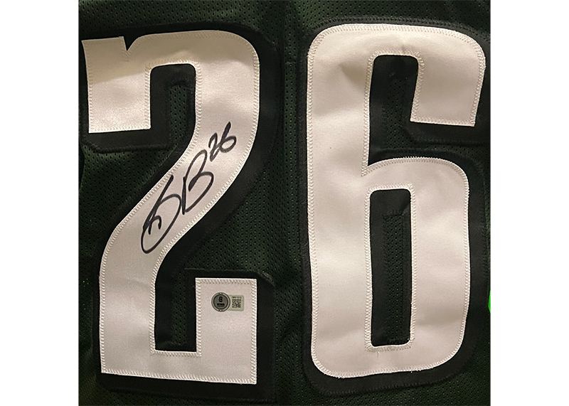 Saquon Barkley Signed Philadelphia Green Football Jersey Beckett