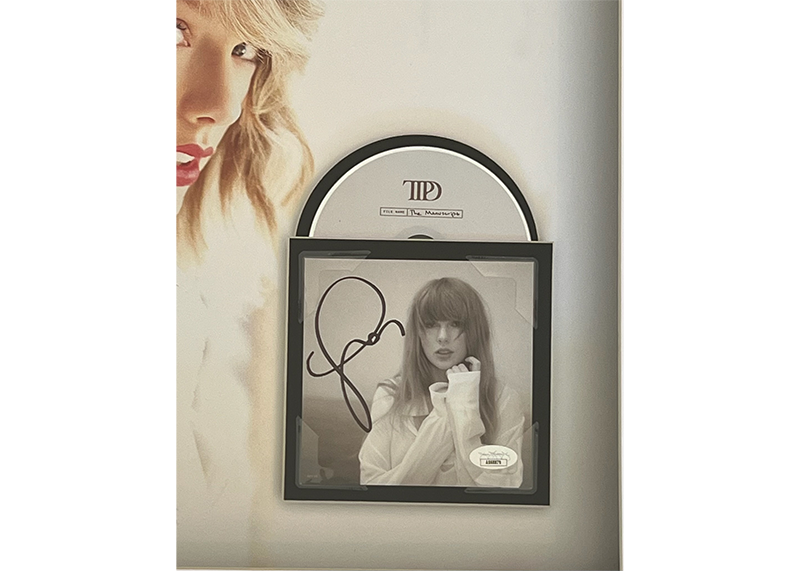 Taylor Swift Signed 3D With LED Lights 25x25 Framed CD JSA