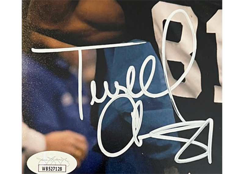 Terrell Owens Signed Dallas Cowboys 8x10 Photo (JSA)