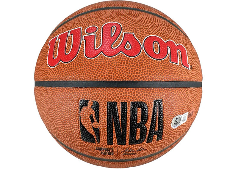 Toni Kukoc Signed HOF 21 Inscription Chicago Bulls Wilson Team Logo Basketball Beckett