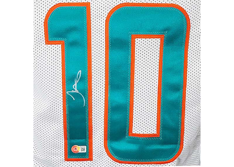 Tyreek Hill Autographed Miami White Football Jersey Beckett