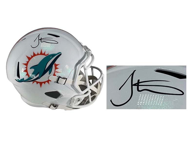 Tyreek Hill Autographed Miami Dolphins Full Size Football Helmet (Beckett)