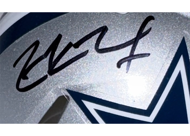 Zack Martin Signed Dallas Cowboys Speed Mini Helmet Beckett