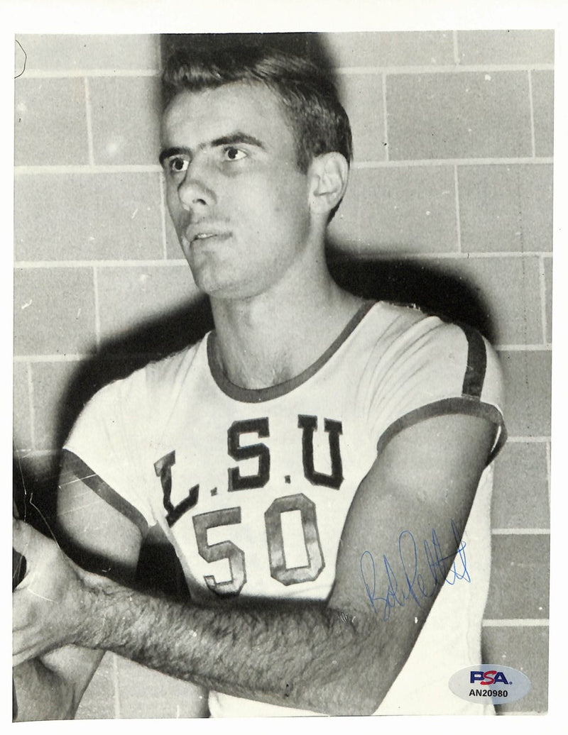 Bob Pettit HOF Signed/Auto 8x10 Photo LSU PSA/DNA 189064
