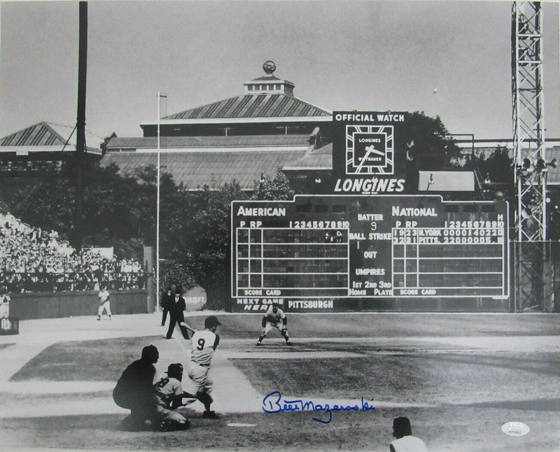 Bill Mazeroski HOF Pittsburgh Pirates Signed/Autographed 16x20 B/W Photo 158957