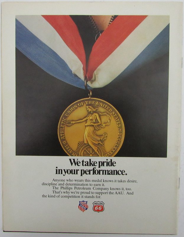 1975 Notre Dame vs. Soviet Union College Basketball Program 131404