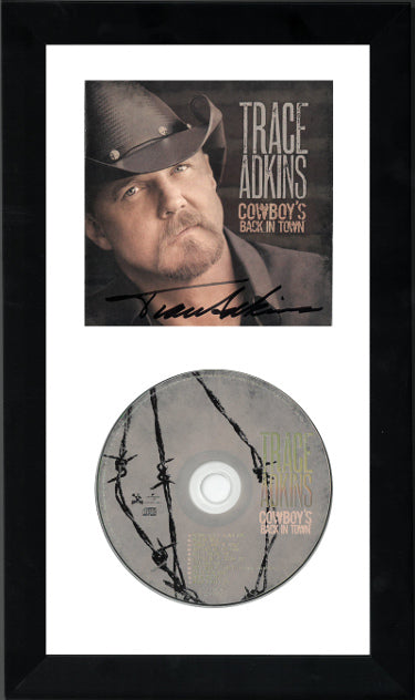 Trace Adkins signed 2010 Cowboy's Back In Town Booklet w/ CD 6.5x12 Custom Framing- JSA #LL60243