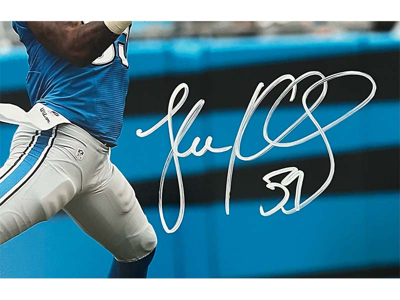 Luke Kuechly Autographed Carolina Panthers 16x20 Photo Beckett