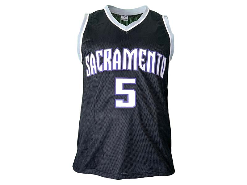 De'Aaron Fox Autographed Sacramento Black Basketball Jersey (Beckett)