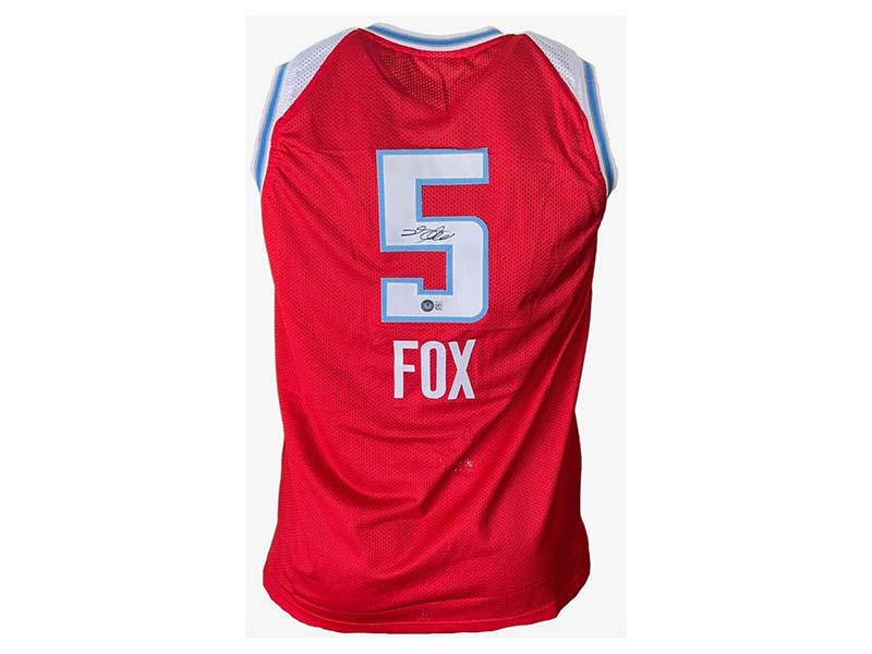 De'Aaron Fox Autographed Sacramento Red Basketball Jersey (Beckett)