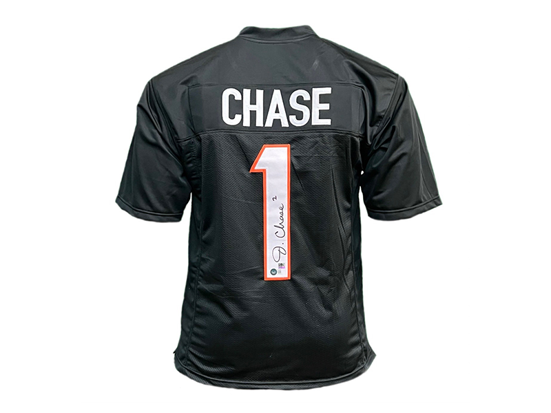 Ja'Marr Chase Autographed Black Pro Style Football Jersey (Beckett)