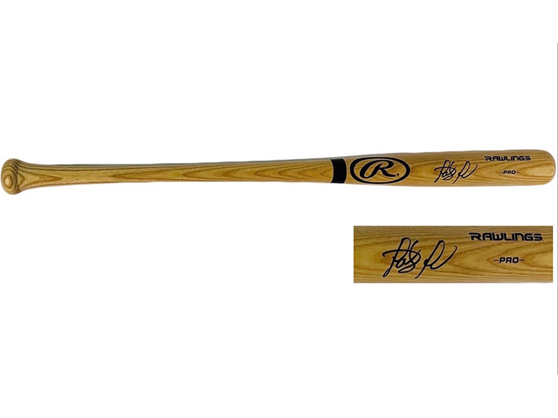 Fernando Tatís Junior Autographed blonde Rawlings bat Beckett