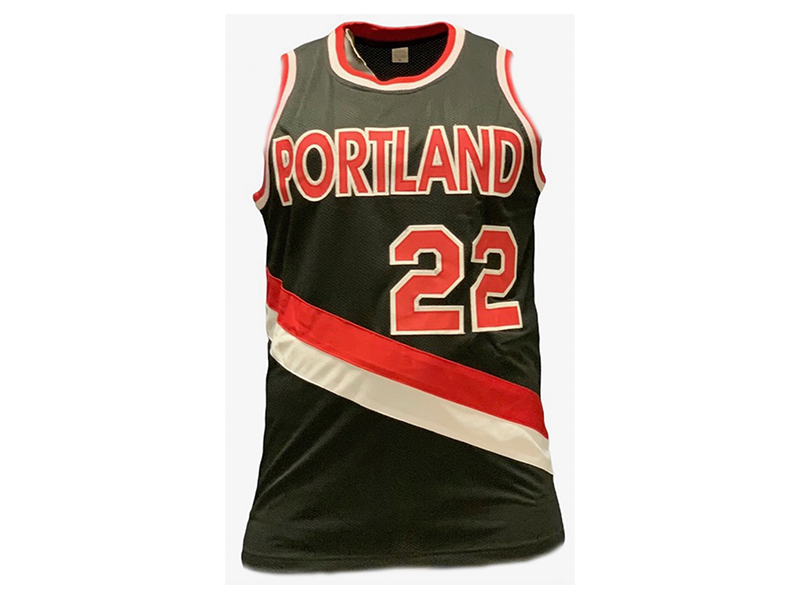 Clyde Drexler Autographed Portland Pro Style Black Basketball Jersey (JSA)