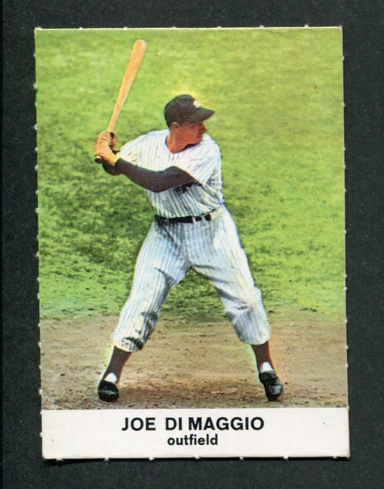 Joe DiMaggio #9 Outfield 1961 Golden Press Original Vintage Baseball Card